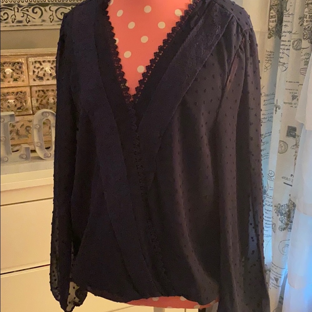 NWOT Francescas lace trim blouse
